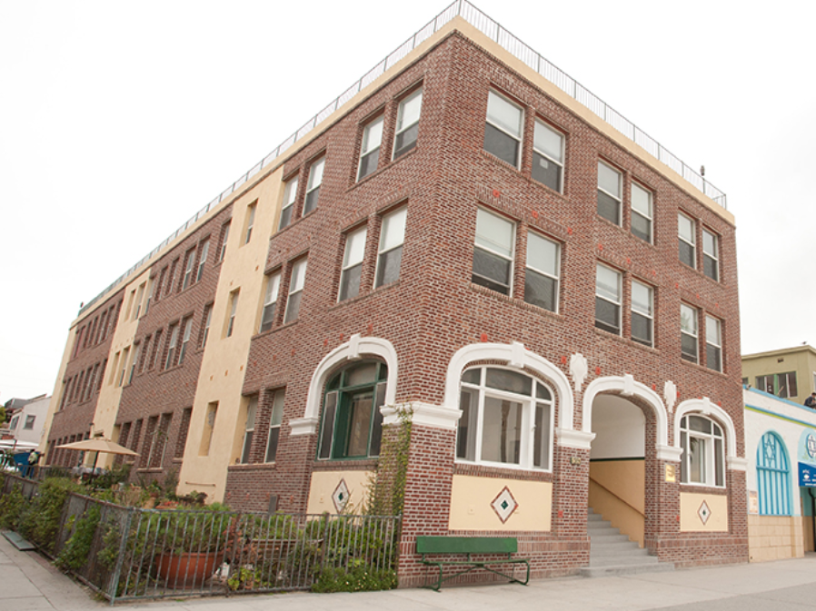 Phoenix Halfway House Venice Transitional Housing